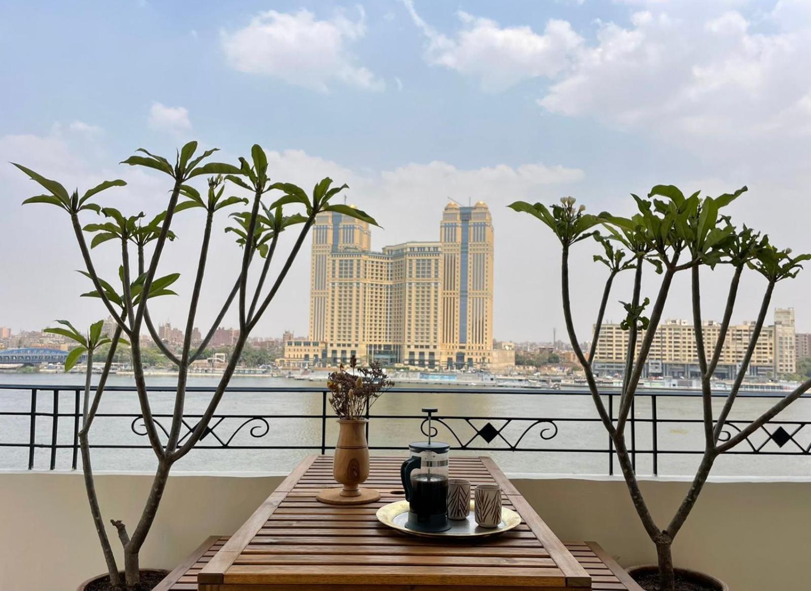 Luxury On The Nile - Zamalek Apartments Cairo Exterior foto
